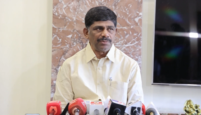 ಡಿ ಕೆ ಸುರೇಶ್